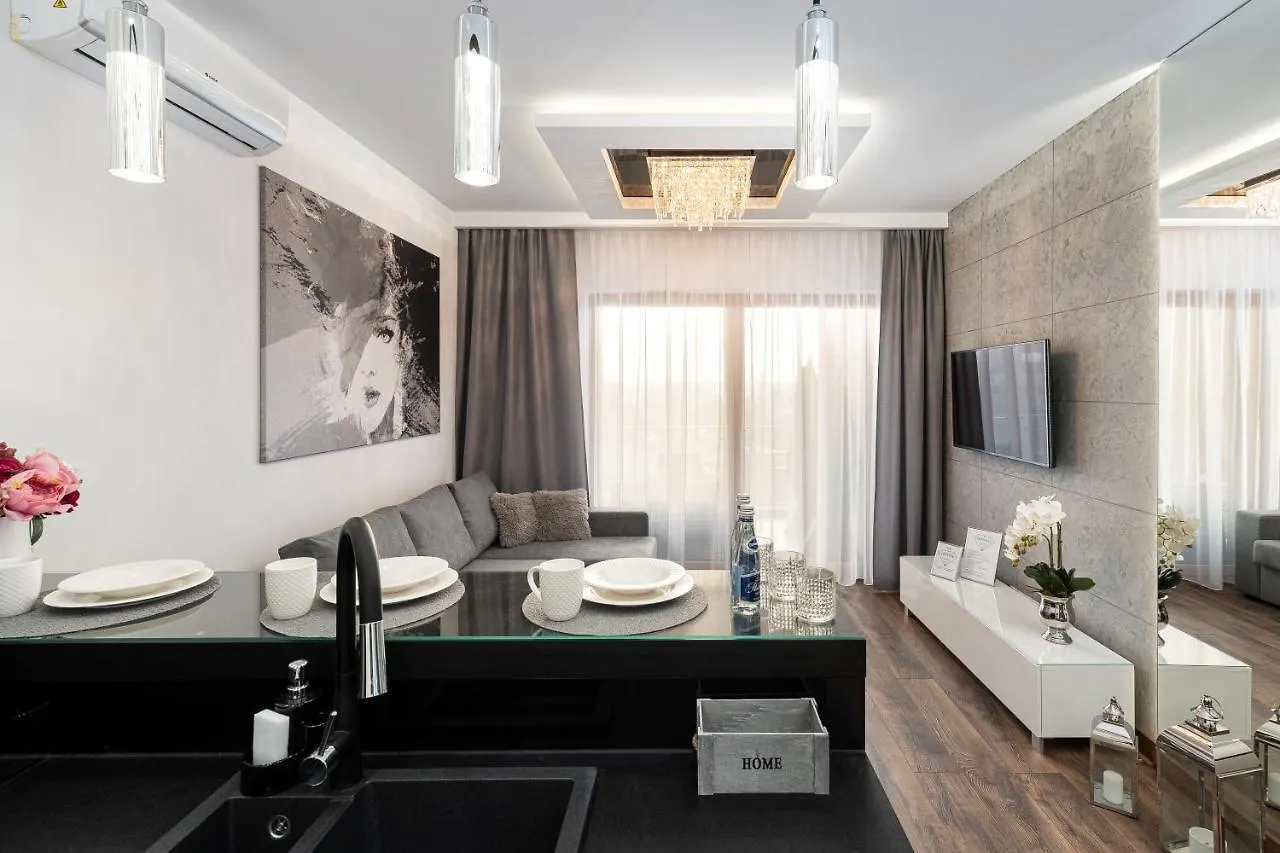 Crystal Luxury Apartments Rakowicka 20H クラクフ