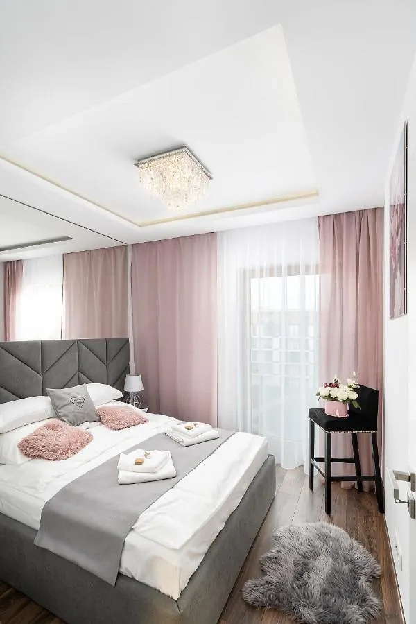 Crystal Luxury Apartments Rakowicka 20H Cracóvia Polónia